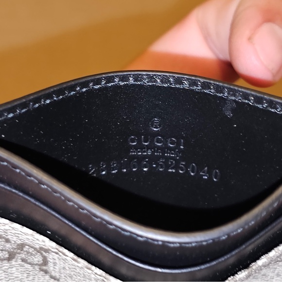 GG Supreme Card Case / Gucci Card Holder / Gucci Card Wallet - Picture 5 of 7